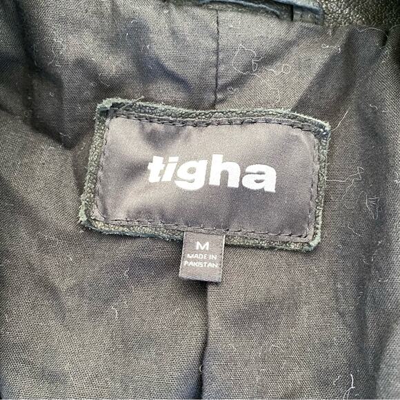 Tigha 100% Leather Zip Shoulder Moto Jacket in Black - Picture 2 of 5